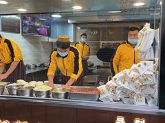 自助取餐区-蕃坊酥小蒙牛肉饼(怀远市场店)