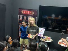 -暴风岛沉浸式体验馆(百联世纪店)