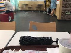 -华莱士·全鸡汉堡(艳粉店)