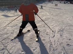 -采薇庄园四季滑雪场