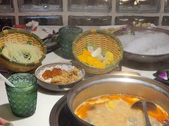 -喃喃椰·糟粕醋·椰子鸡火锅(七堡花园店)