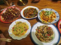 -柴窝堡22号辣子鸡·传承新疆菜