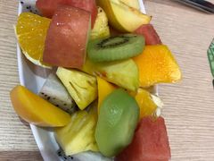 -佰搭果·广式茶餐厅(西华路店)