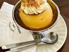 -Café Monson