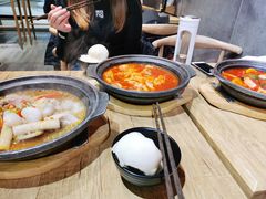 -极有家小鱼小鸡石锅煲(佳兆业店)