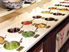 -乡土黄·鲜牛肉火锅·小龙虾(兴业街店)