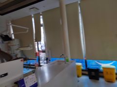 -柏乐口腔医院·舒适化无痛种植牙中心(东盟商务区院)