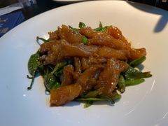 樟树港辣椒烧猪蹄筋-凤凰湘语·湘粤鲜融(浦东旗舰店)