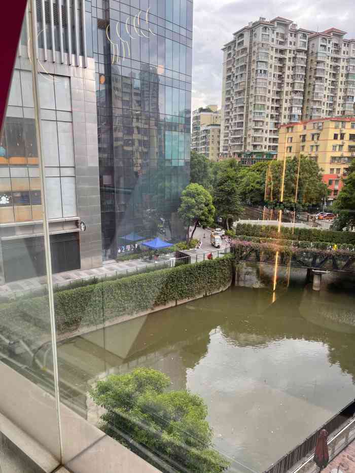 八佰伴8008星级形象店(富力海珠城广场店)-"【项目】染发 剪发 护理