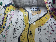 -问山MountQuest攀岩馆