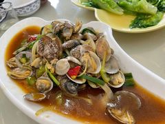 -覃记海鲜美食餐厅