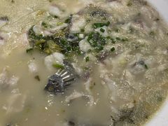 -严记小天府酸菜鱼(西四路店)