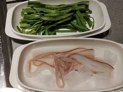 -海底捞火锅(新松江路生日主题店)