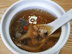 -三身人金新肠粉(丹霞店)