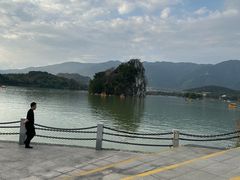 -星湖旅游景区七星岩