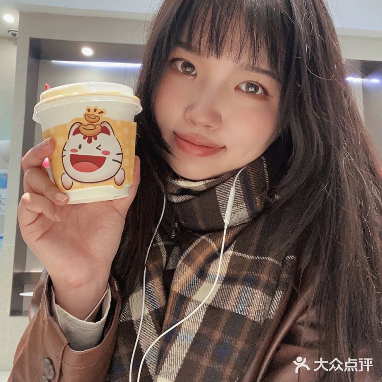 这波联名我服‼️没想到银行还能这么玩！！