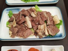 精品牛腩-三江源美食城