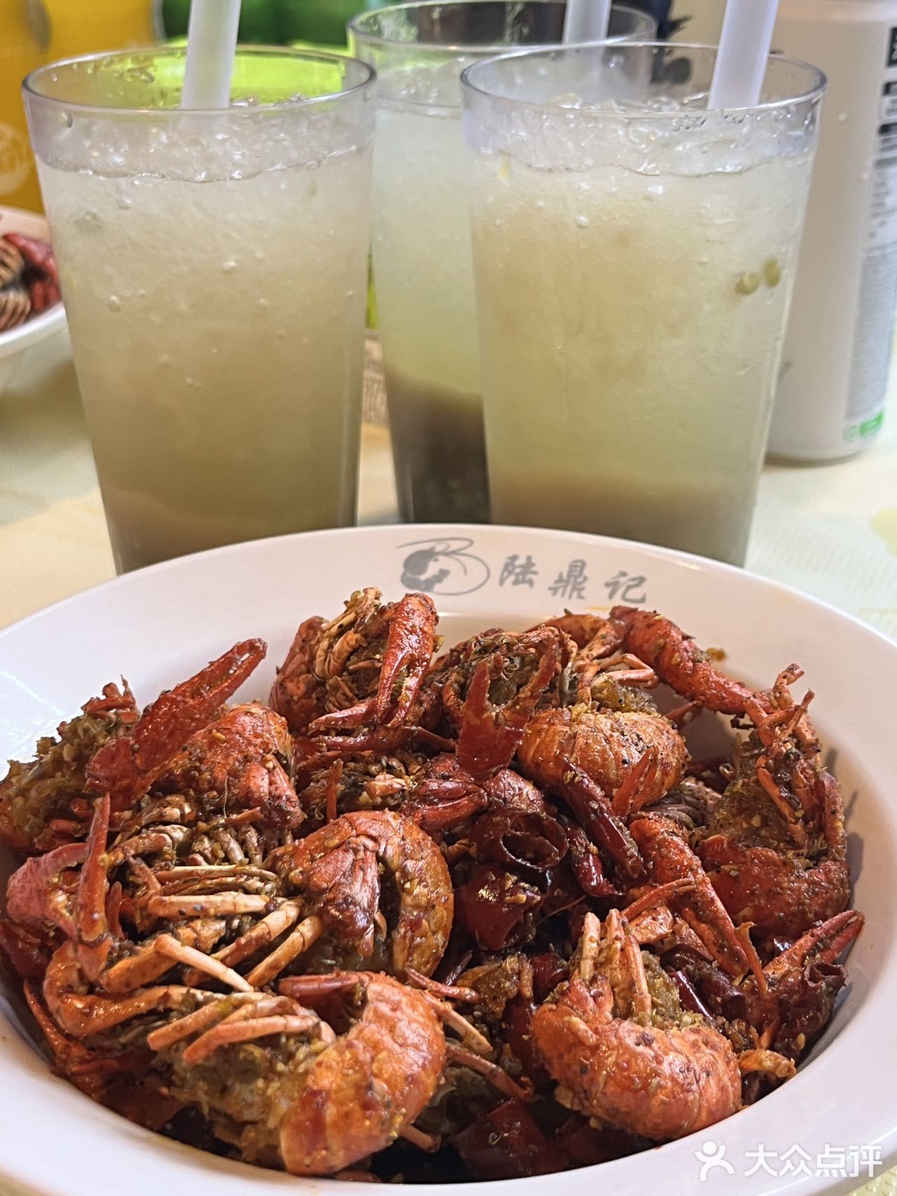 何德何能今日终于实现小龙虾自由啦！