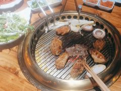 -小花花炭火烤肉·十五年延吉风味(左家庄店)