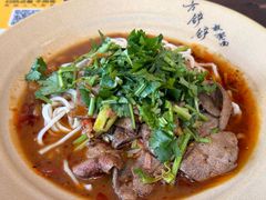 -方铲铲·成都板凳面(滨江银泰店)