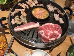 -江南猪肉商会无限续吃(弘大店)