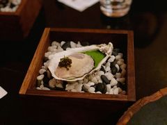 鲟鱼子金枪鱼牛油果生蚝-wann lounge 低温慢煮牛排·清吧