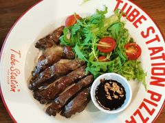 南部嫩烤牛肉-Tubestation站点比萨(高新万达ONE店)
