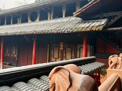 -峨眉山报国寺