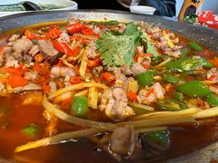 -兔行天下-鸿鹤鲜锅兔(中海国际店)