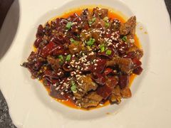 -万重锦·人文川菜馆(骡马市店)