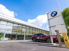 -上海宝信宝马4S店