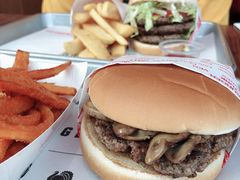 蘑菇牛肉汉堡-FATBURGER 特富客汉堡(外交公寓店)
