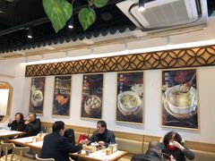 大堂-馋三尺蟹粉小笼(人民广场店)