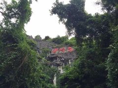 -伊岭岩风景区