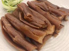 脱骨老鹅掌-潮林府私房菜