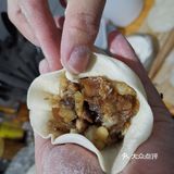 我可以负责任的说，是我到目前为止吃到的最好吃的包子