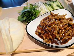 -关东小磨东北菜(上海长风大悦城店)