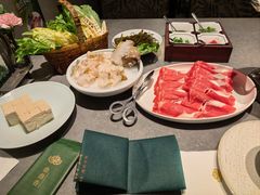 -鼎鼎香·港式火锅(北京SKP店)