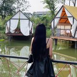 来玫瑰谷体验氛围感火锅