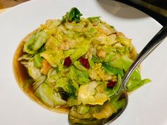 手撕卷心菜-湘满甲·黄焖甲鱼创始者·湘菜·鲁菜(潘家园店)