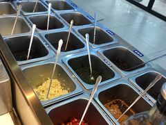 自助调料区-百品聚旋转火锅(号外店)