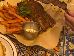 -LESCEDARS Brasserie Bistro香柏树