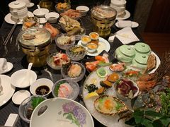 -半岛翡丽海鲜自助餐厅(观风亭店)