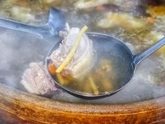 -威邵鸡煲(西华路总店)