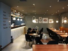 -POKEE VIA&Brunch·维娅(重庆来福士店)