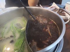 -亿诣蝎府炸酱面羊蝎子火锅(酷车小镇店)