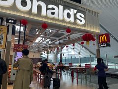 -麦当劳(深圳北站B2检票口楼上)