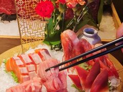 -蟹犇前•帝王蟹雪蟹(陆家嘴店)