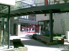 -泉乐坊步行街(烟酒特产平价超市店)