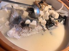 -姜君·千岛湖鱼头馆(浦东大道店)
